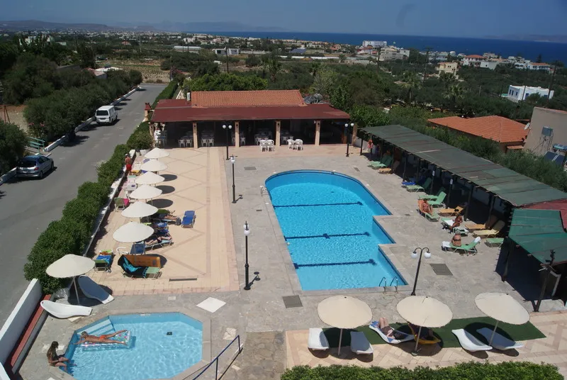 Pool, Galini, Crete
