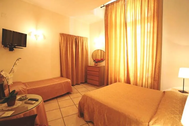TRIPLE STANDARD Room, Bovio Suite, Naples