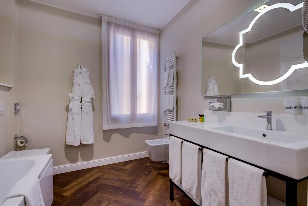 TWIN STANDARD Room, CHC Continental, BW Premier Collection, Venice