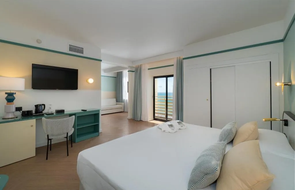 JUNIOR SUITE STANDARD Room, Medplaya Pez Espada, Costa Del Sol