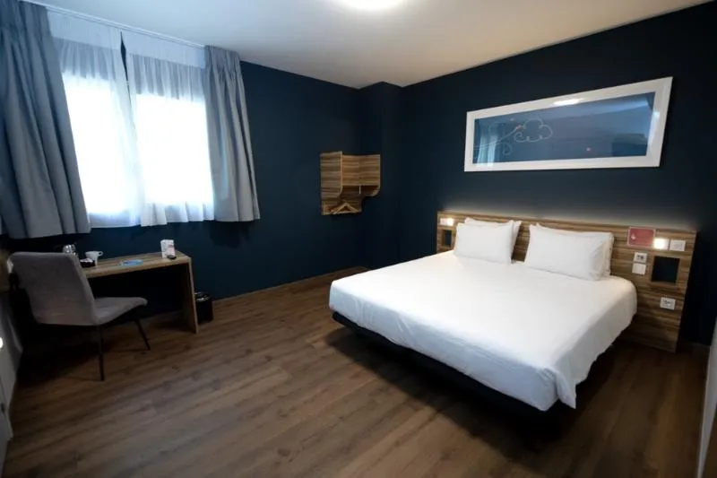 Room STANDARD Room, Travelodge Madrid Metropolitano, Madrid