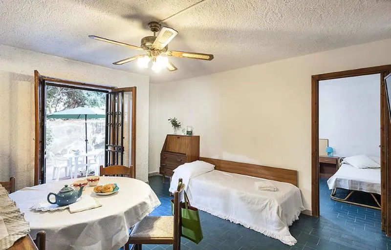 QUADRUPLE WITH TERRACE Room, Villa Liliana, Taormina