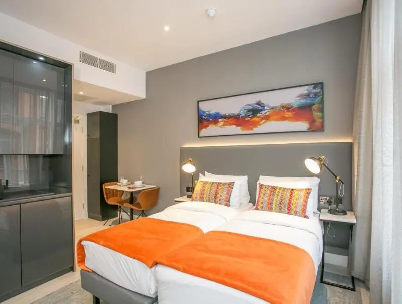 Room, Grafton Street Studios, Dublin