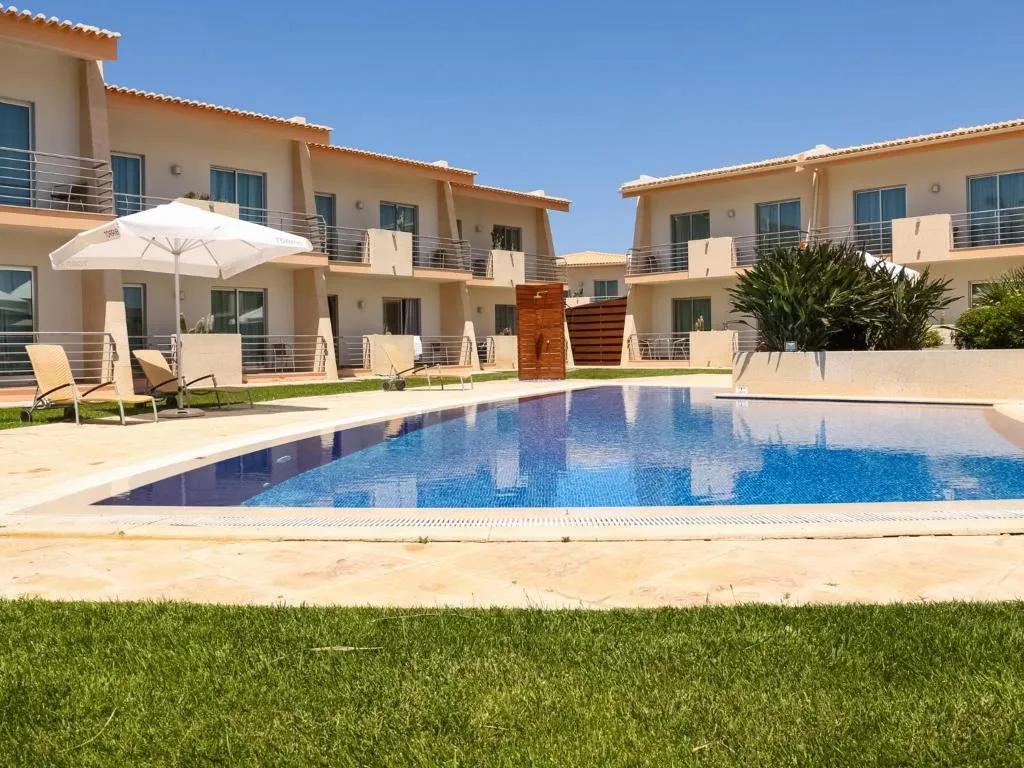 APARTMENT WITH VIEWS Room, Pontalaia, Algarve