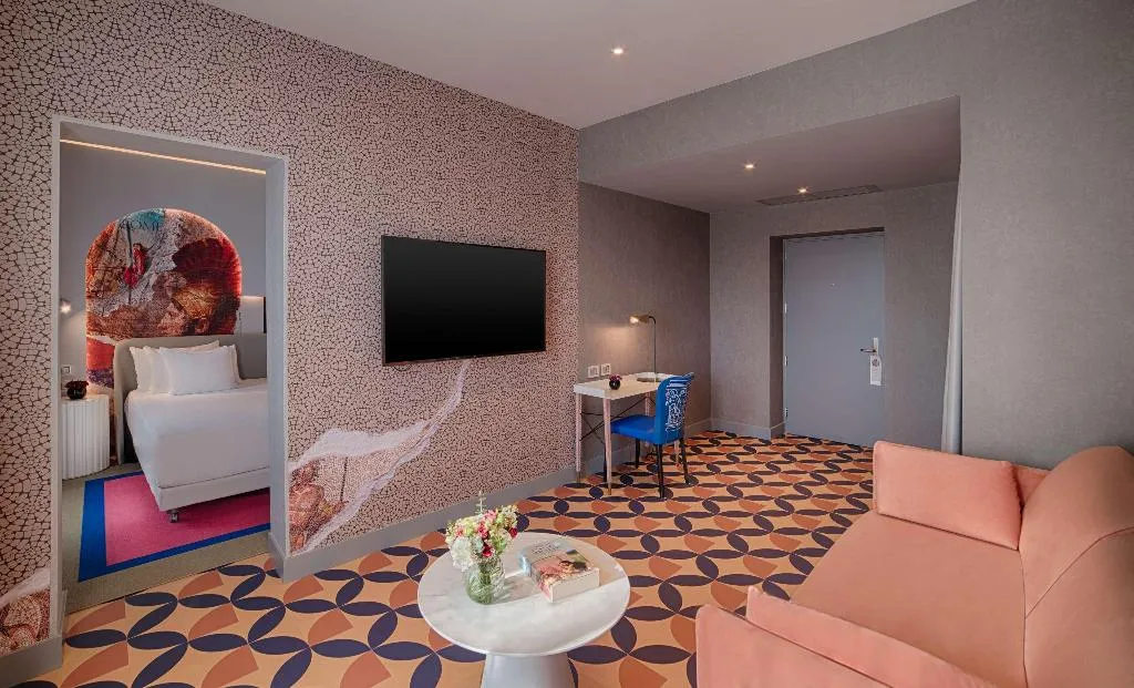 FAMILY ROOM STANDARD Room, nhow Roma Vittorio Veneto, Rome