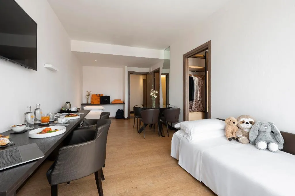 QUADRUPLE CLASSIC Room, WarmtHotel, Rome