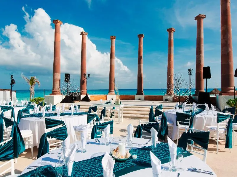 Conferences, Krystal Cancun, Cancun Area