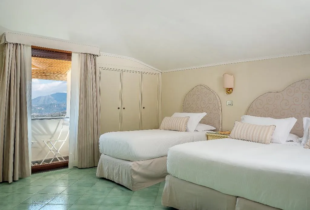 TRIPLE SUPERIOR SEA VIEW Room, Hotel Jaccarino, Naples