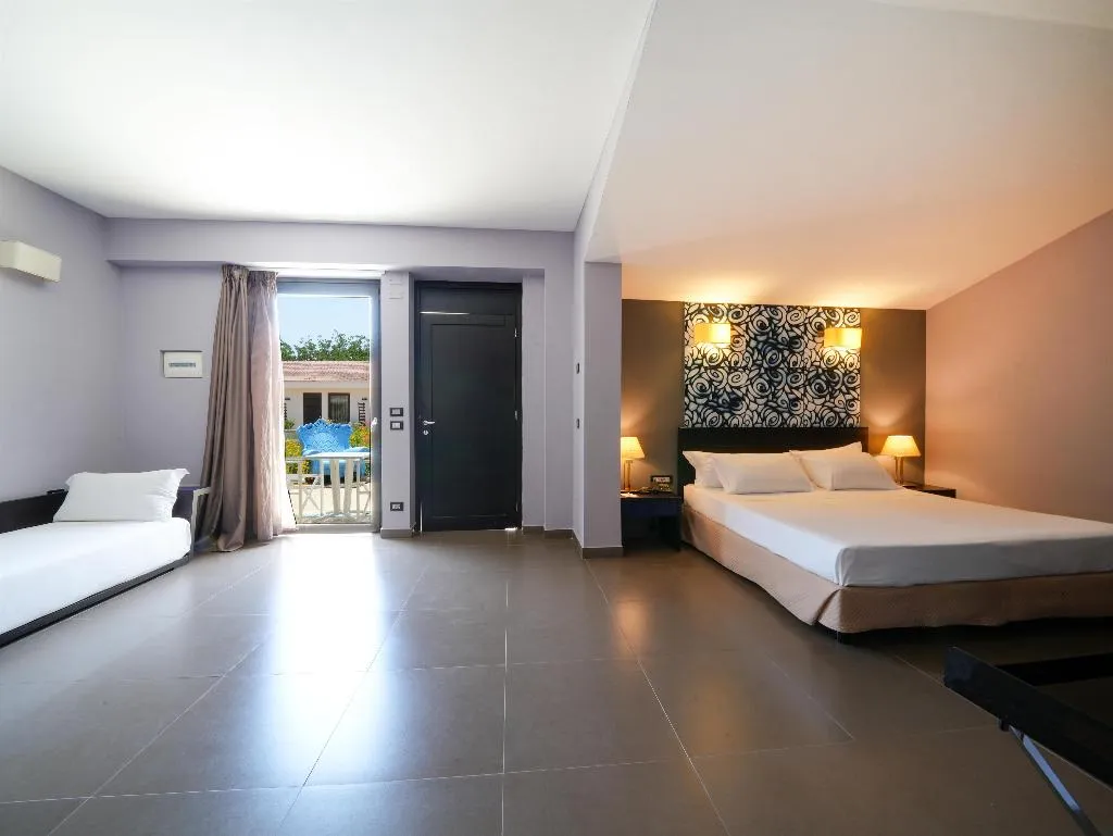 JUNIOR SUITE NON SMOKING Room, Le Dune Resort Bw Signature Collection, Catania