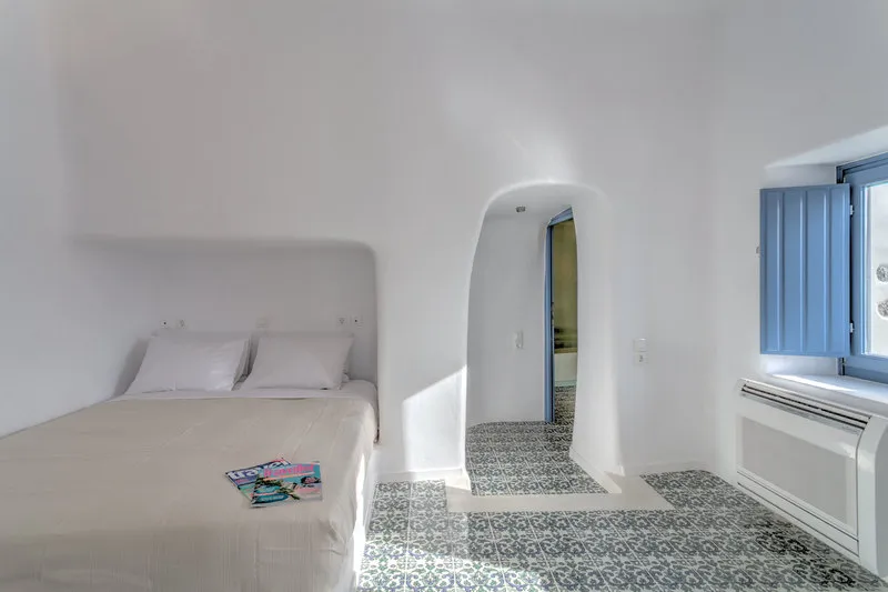 Room, Luna Santorini Suites, Santorini