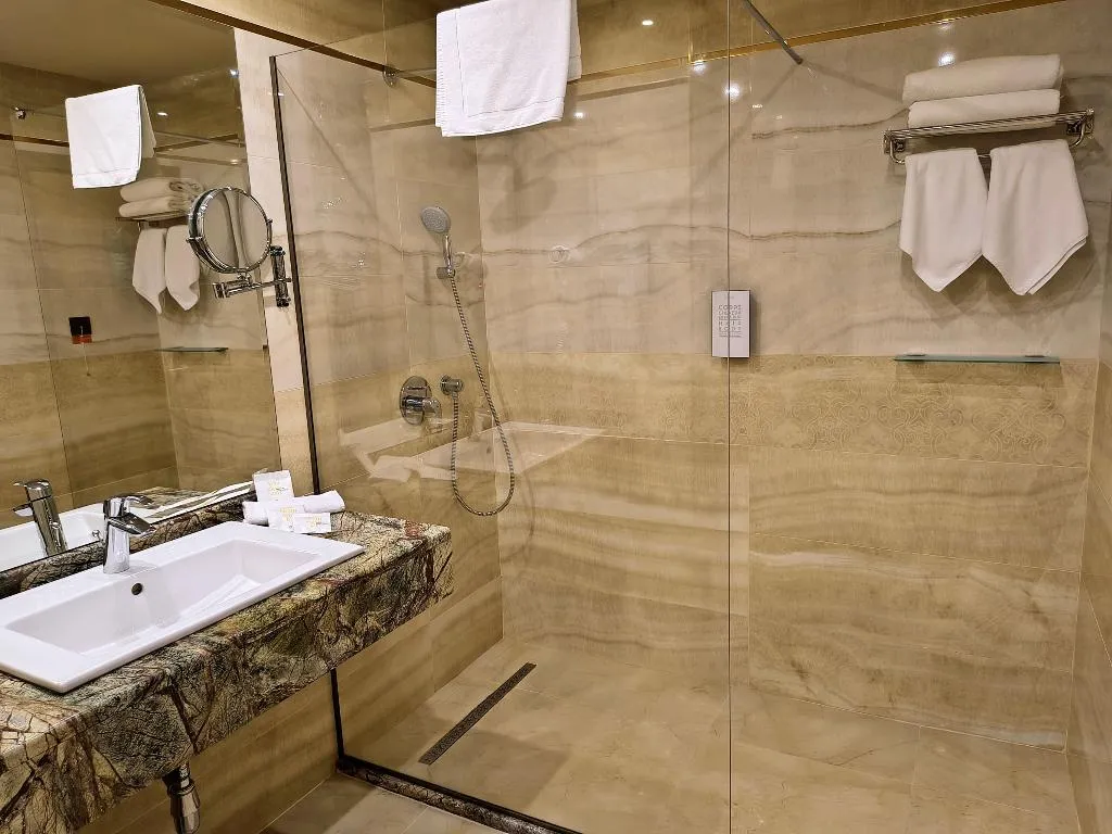 SINGLE EXECUTIVE Room, Golden Tulip Varna Hotel, Varna