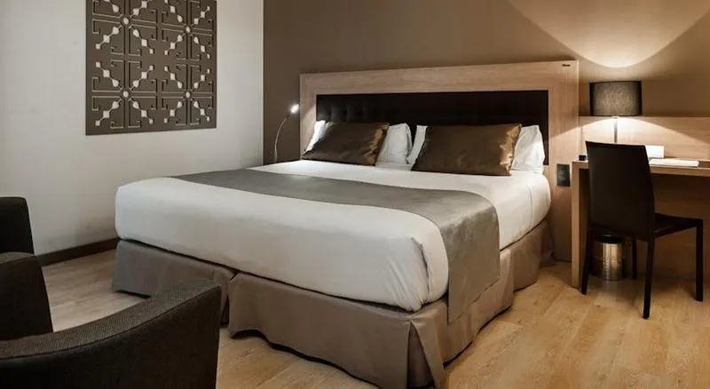 Room, Catalonia Plaza Mayor, Madrid