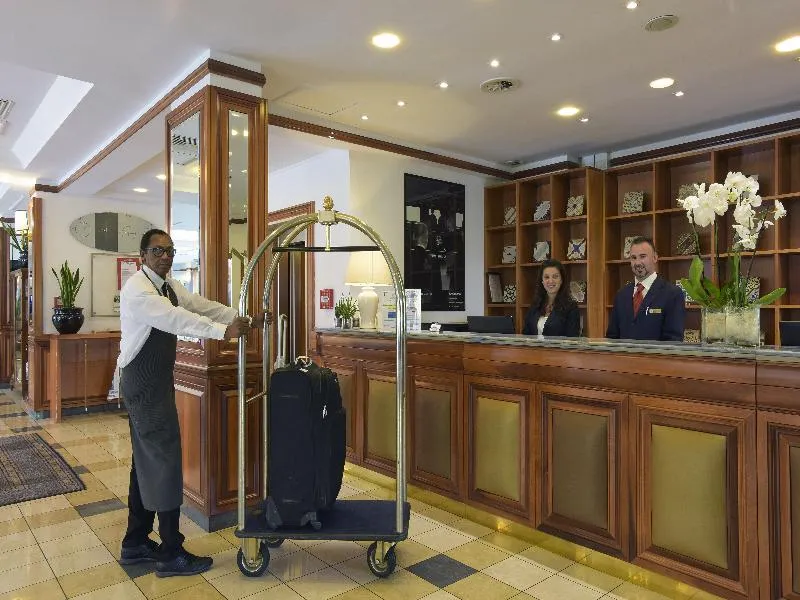 Lobby, Grand Hotel Tiberio, Rome