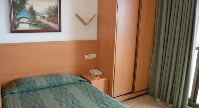 DOUBLE SINGLE USE STANDARD Room, Samba, Costa Brava