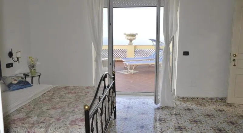 Double or Twin SUPERIOR SEA VIEW Room, Esperia, Naples