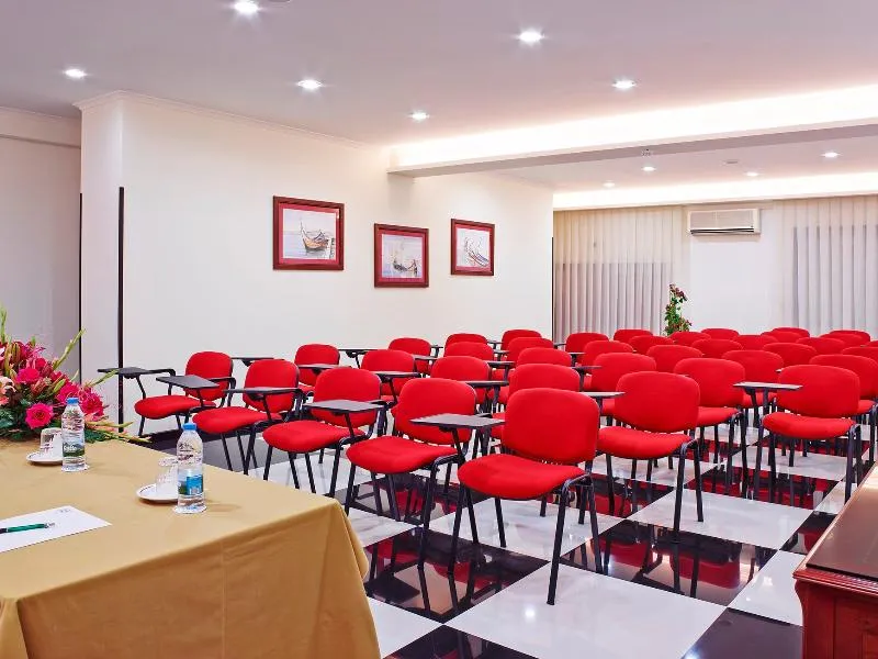 Conferences, Jardim, Porto