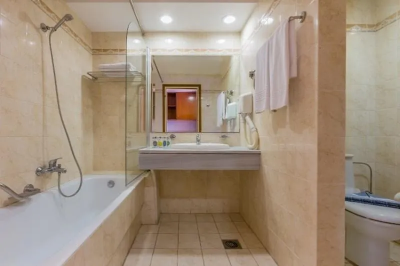 JUNIOR SUITE STANDARD Room, Kipriotis Maris Suites, Kos