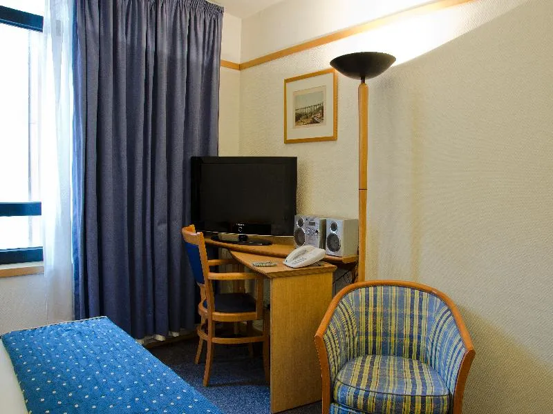 APARTMENT STANDARD Room, VIP Executive Eden Aparthotel, Lisbon