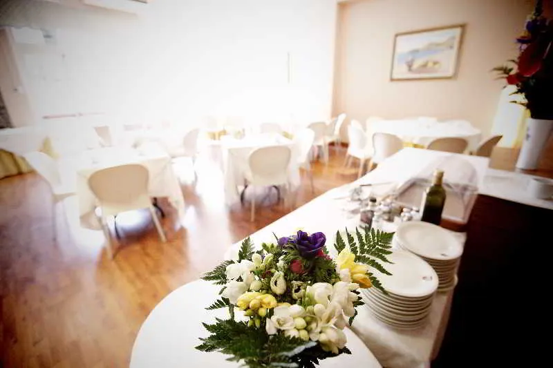 Restaurant, Continental, Taormina