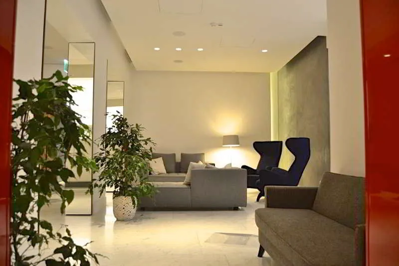 Lobby, White, Rome