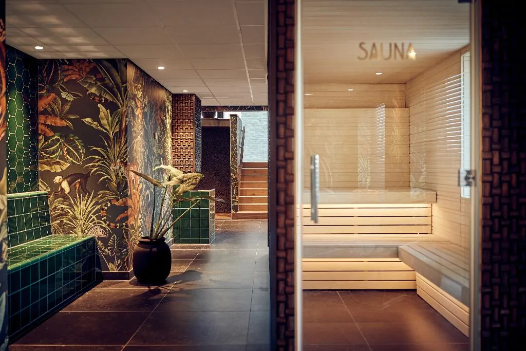 Sports and Entertainment, Van der Valk Hotel Amsterdam - Amstel, Amsterdam