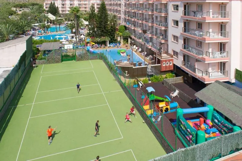 Sports and Entertainment, Viva Sunrise, Majorca
