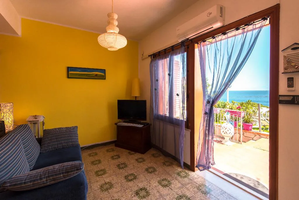 VILLA THREE BEDROOMS Room, La Villa di Sofia, Palermo