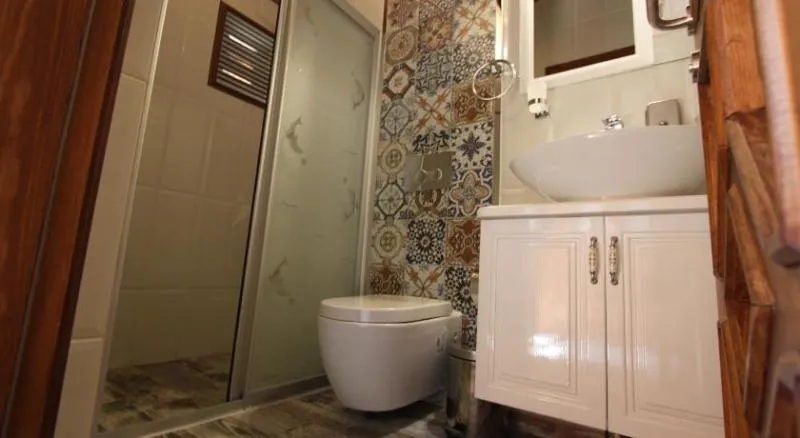 TRIPLE STANDARD Room, Elly's Home, Dalaman