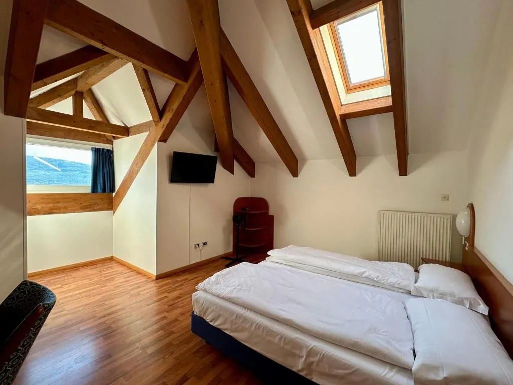 General view, Englo Vacanze, Milan