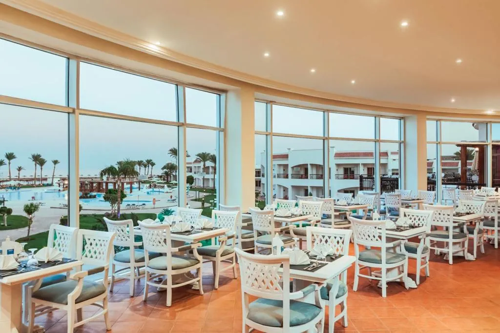 Restaurant, SUNRISE Serano Aqua Park Resort, Red Sea Riviera