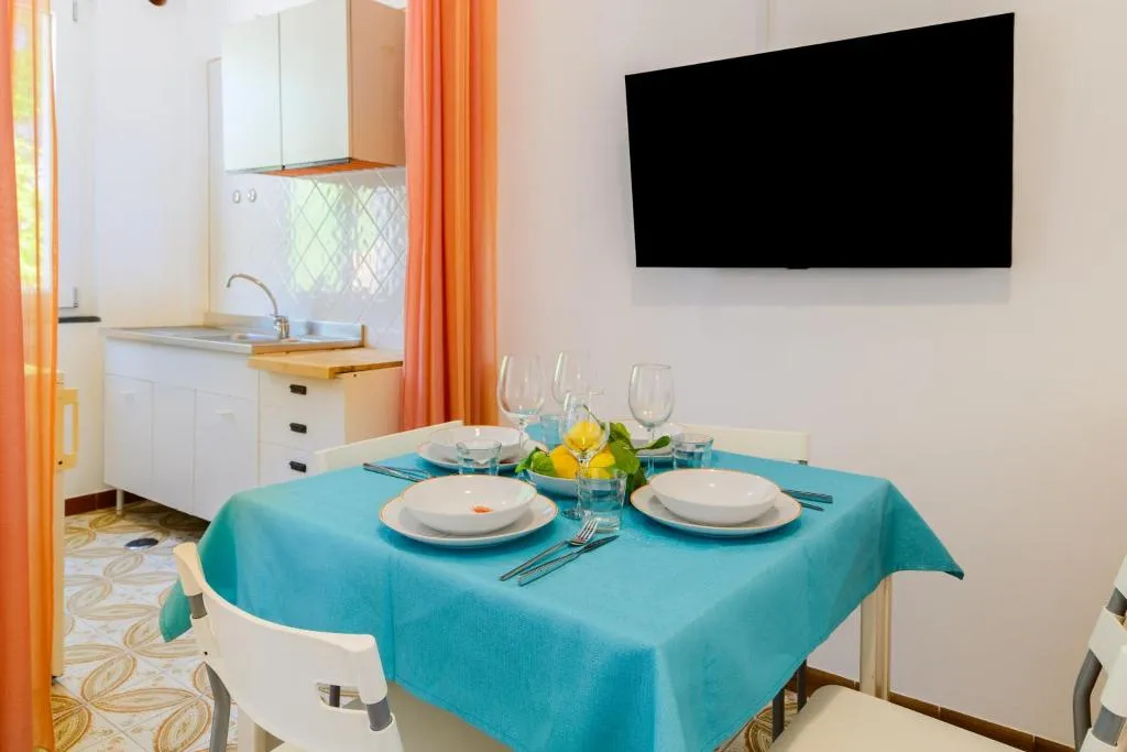 APARTMENT ONE BEDROOM Room, Residence Le Villette, Naples