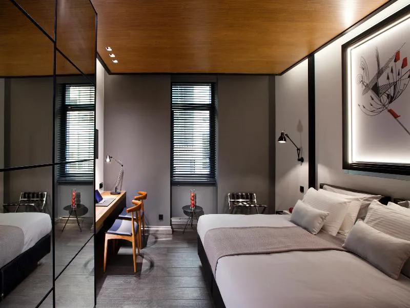 SUITE TWO BEDROOMS Room, Met34 Athens, Athens