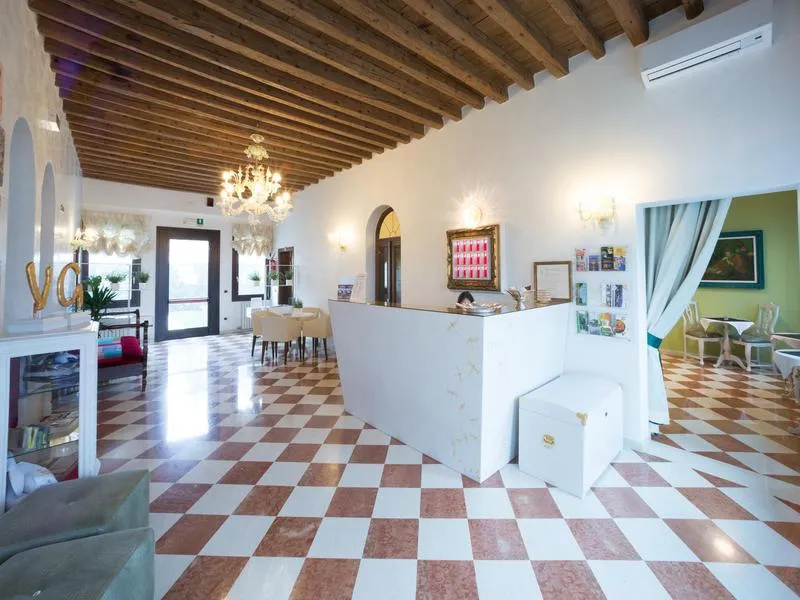 Lobby, Villa Gasparini, Venice