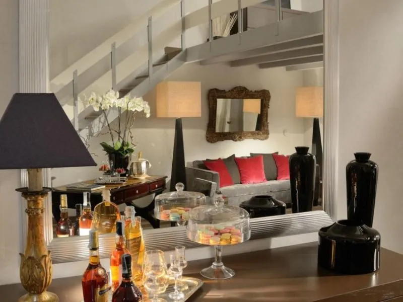 SUITE CAPACITY 3 Room, Colonna Palace, Rome