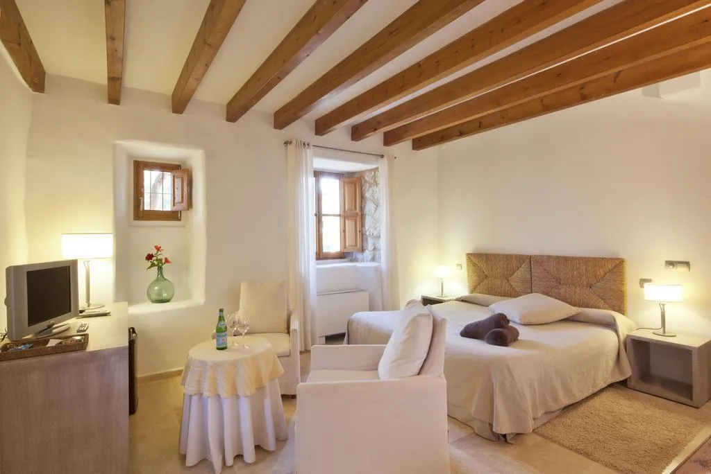 DOUBLE SINGLE USE SUPERIOR WITH TERRACE Room, Ses Cases de Fetget, Majorca