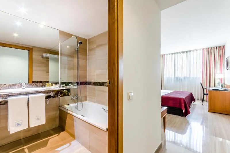 FAMILY ROOM STANDARD Room, Exe Barbera Parc, Barcelona