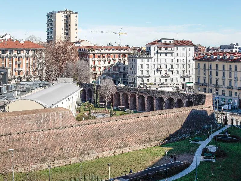 Terrace, Arco Romana, Milan