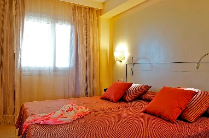 Room, Grupotel Tamariscos, Menorca