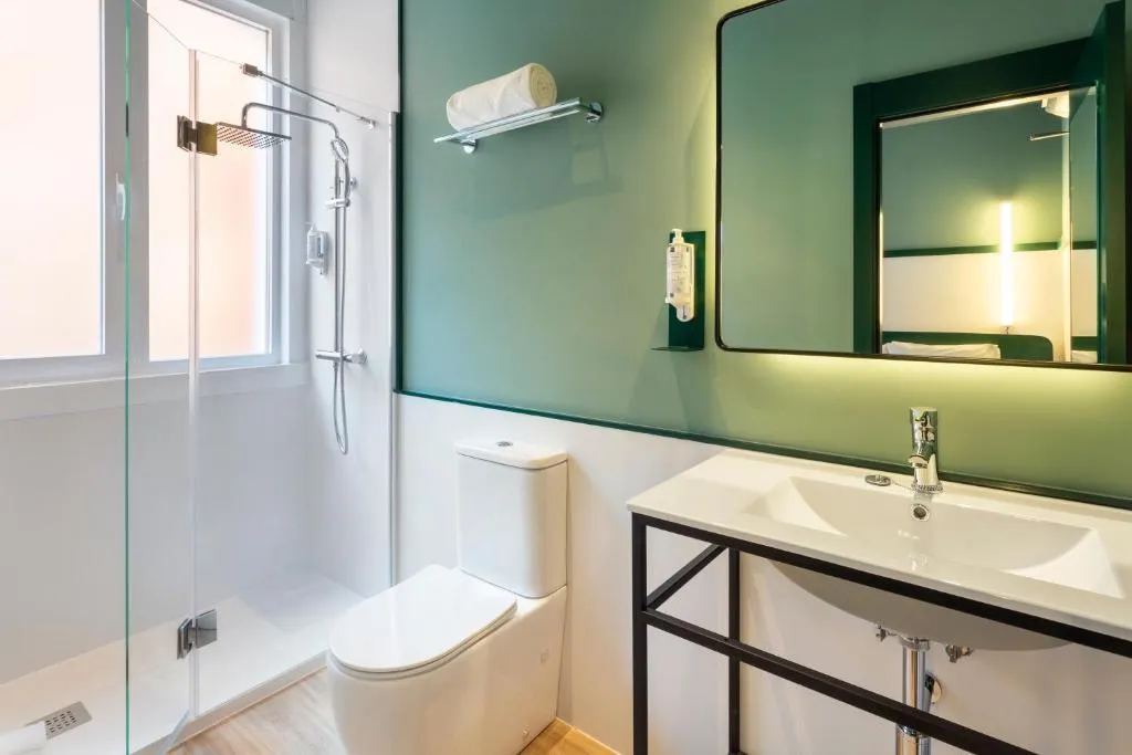 DOUBLE STANDARD Room, B&B Hotel Madrid Centro Plaza Mayor, Madrid