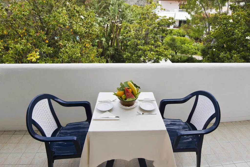 Double or Twin CLASSIC Room, San Francesco, Naples