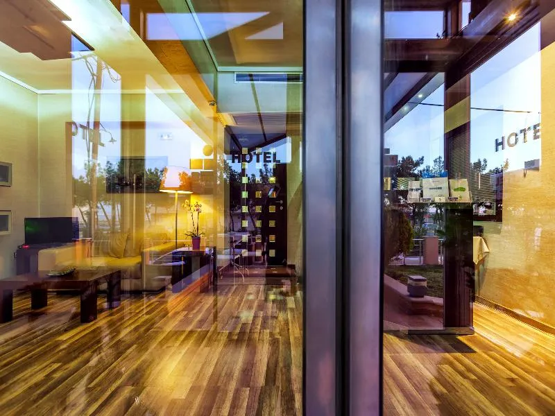 Lobby, Perea, Halkidiki