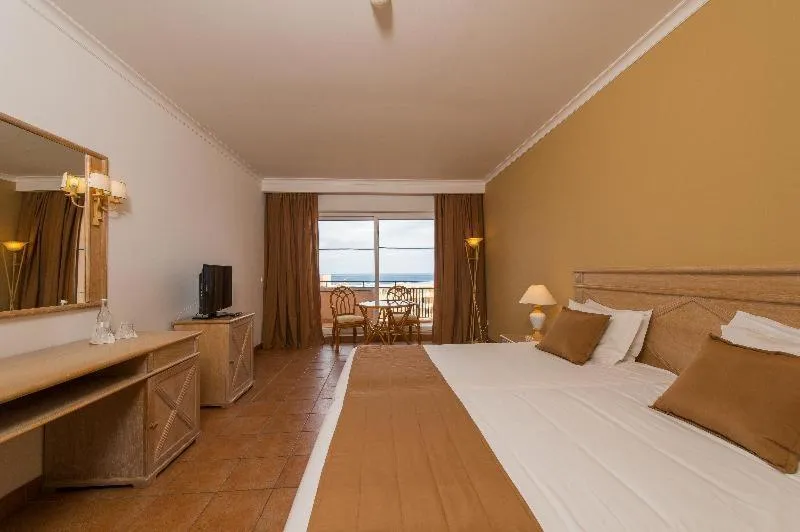 FAMILY ROOM STANDARD Room, Vila Baleira Porto Santo, Porto Santo
