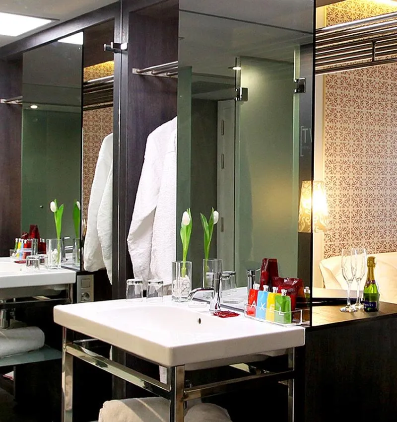Room, TWO Hotel Barcelona by Axel Adults Only, Barcelona