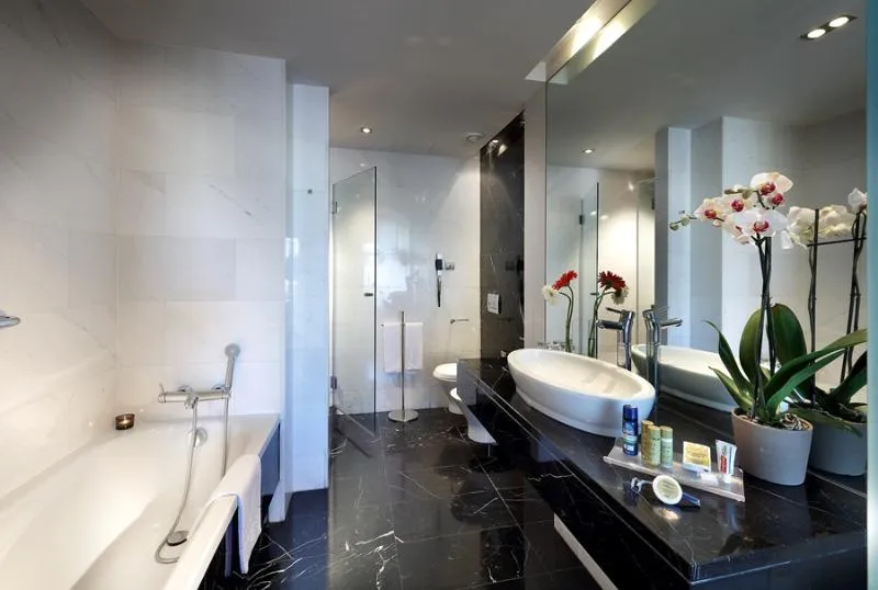 SUITE STANDARD Room, Eurostars das Letras, Lisbon