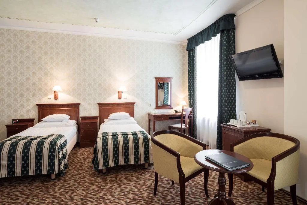 TWIN NON SMOKING Room, Hotel Meteor Plaza Prague, Prague