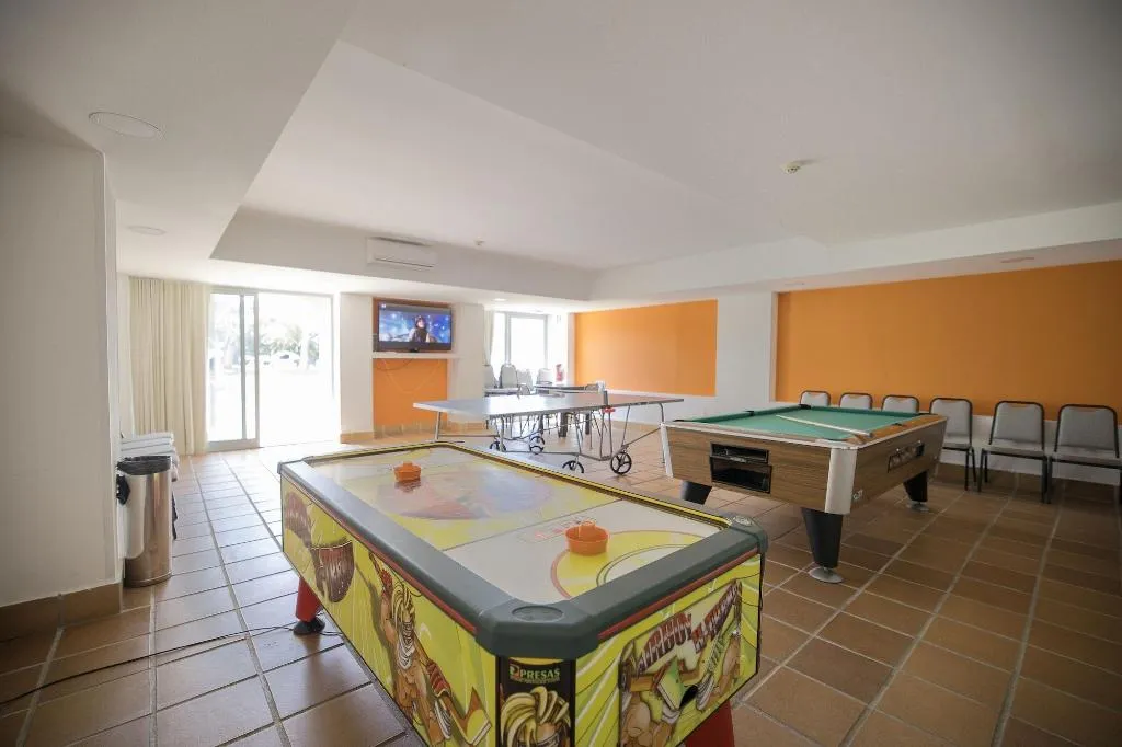 Sports and Entertainment, The Navigator - Palm Oasis Alvor, Algarve