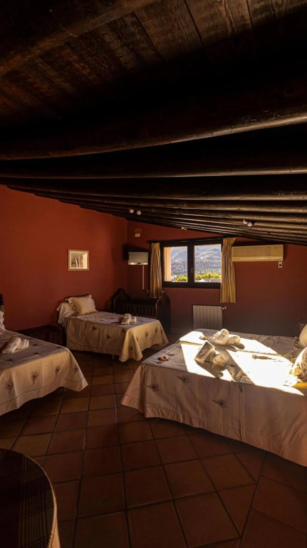 QUADRUPLE STANDARD Room, La Casa Grande del Burgo, Costa Del Sol