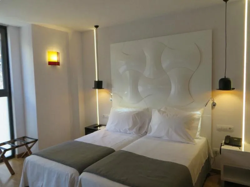 DOUBLE SINGLE USE STANDARD Room, Evenia Rocafort, Barcelona