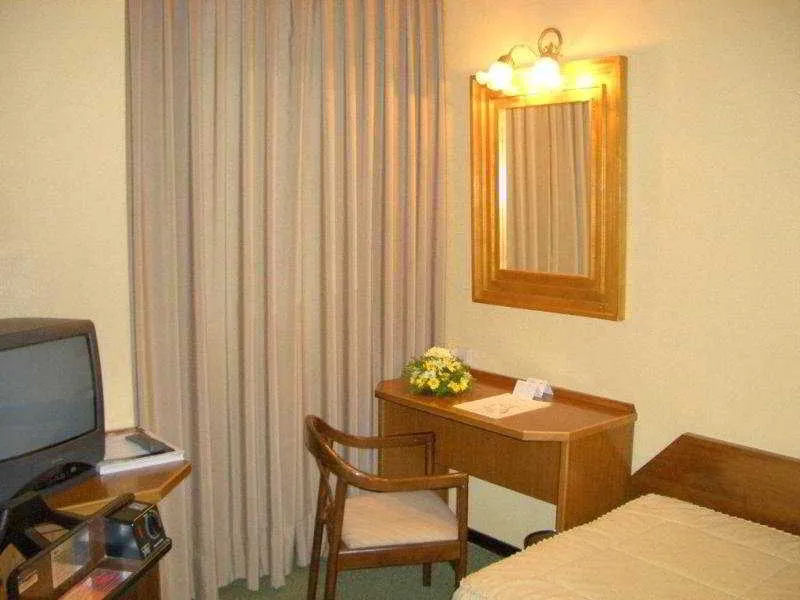SINGLE STANDARD Room, NYX Hotel Madrid by Leonardo Hotels, Madrid