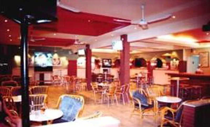 Bar, Saint Amon, Rhodes